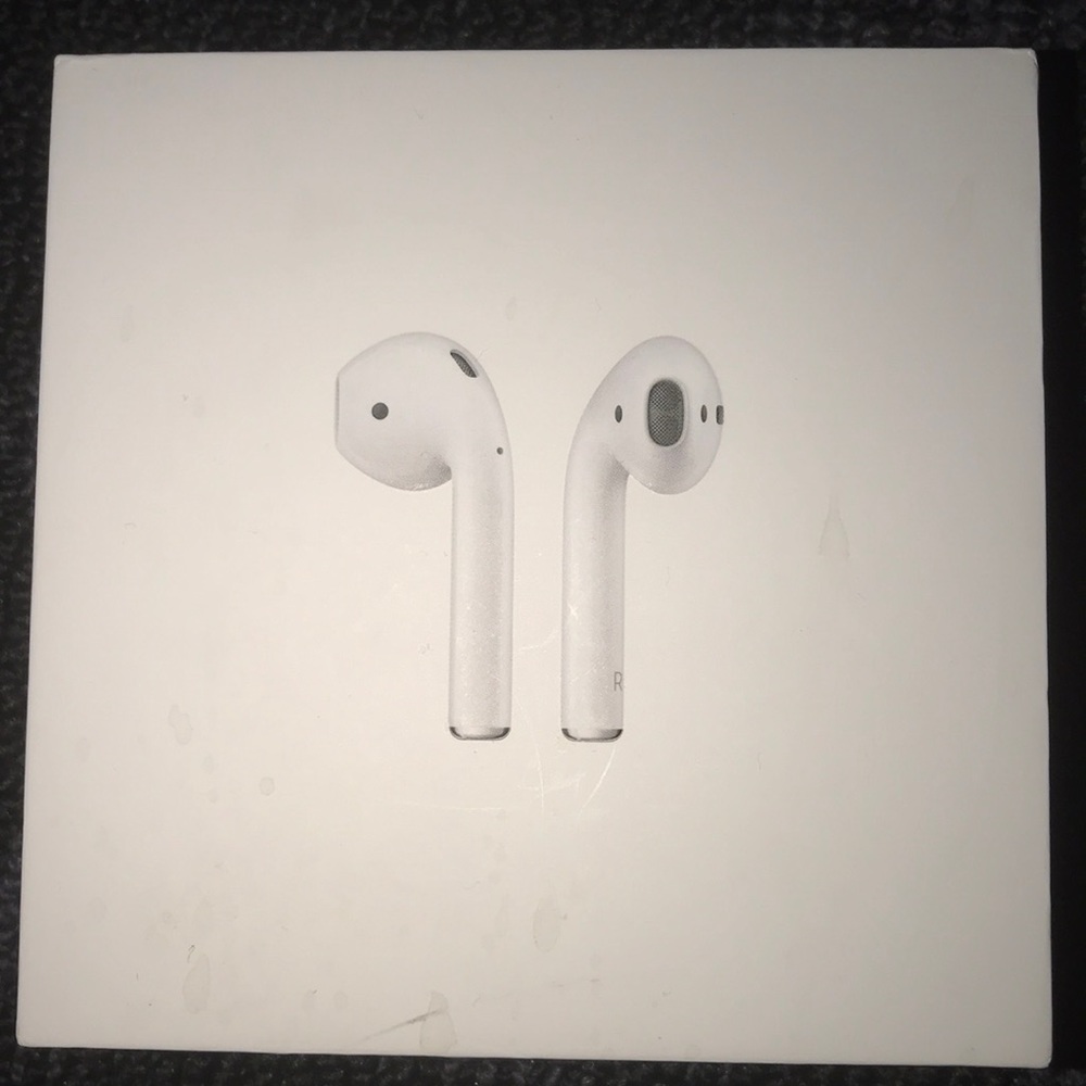 Apple wireless airpods